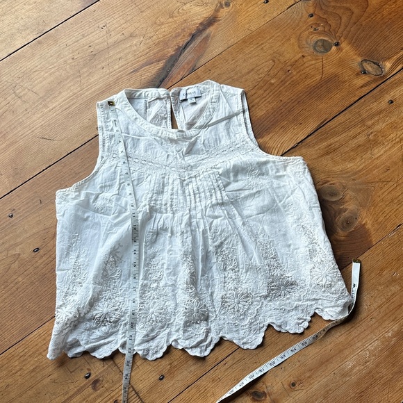 Evereve Ivory Sleeveless Lace Blouse - Picture 7 of 7